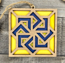 Load image into Gallery viewer, 7 New Quilt Block Ornaments - DIY
