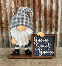 Load image into Gallery viewer, Standing Gnome with Interchangeable Sign Holder