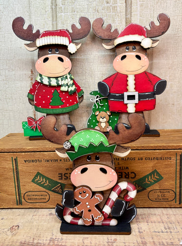 Christmas Moose  - Unpainted & Unassembled