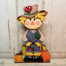 Load image into Gallery viewer, Hangover Scarecrow &amp; Base - Unpainted &amp; Unassembled