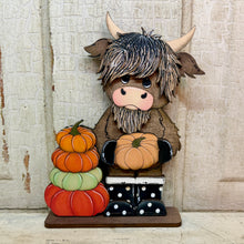 Load image into Gallery viewer, Fall Pumpkin Highland Cows - Unpainted &amp; Unassembled