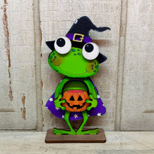 Load image into Gallery viewer, Halloween Frogs - Unpainted &amp; Unassembled