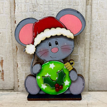 Load image into Gallery viewer, Christmas Mice - Unpainted &amp; Unassembled