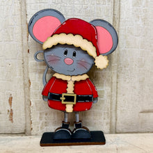 Load image into Gallery viewer, Christmas Mice - Unpainted &amp; Unassembled