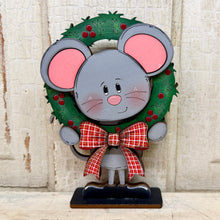 Load image into Gallery viewer, Christmas Mice - Unpainted &amp; Unassembled