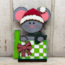 Load image into Gallery viewer, Christmas Mice - Unpainted &amp; Unassembled