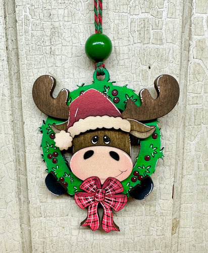 Moose with Wreath Ornament - Unpainted