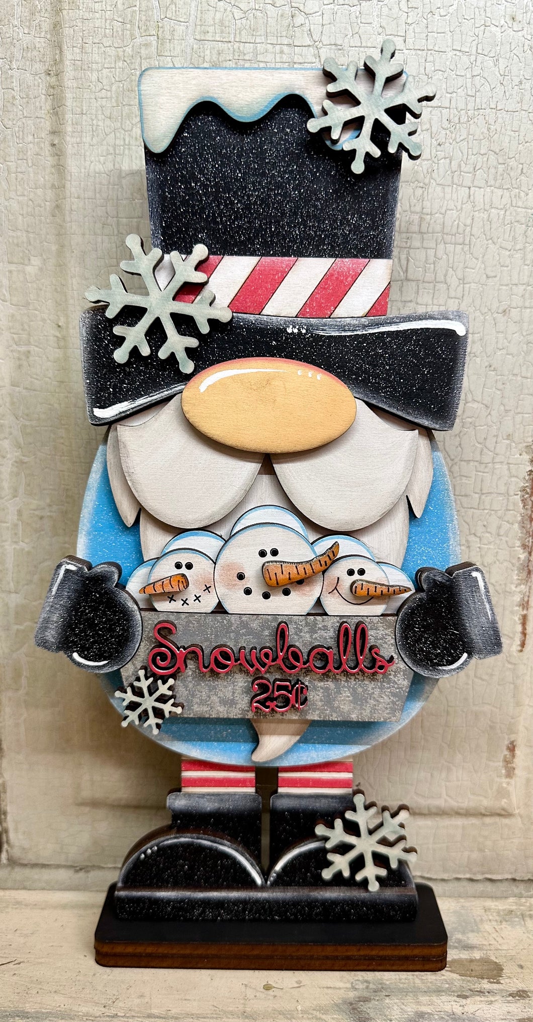Snowball Gnome Shelf Sitter - DIY