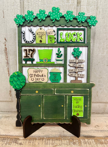 St. Patrick's Day Hutch Shelf Sitter  - Unpainted