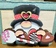 Load image into Gallery viewer, Valentine &amp; St. Patrick&#39;s Day TINY Basket Inserts - Unpainted