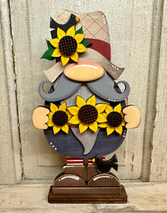 Sunflower Gnome -Unpainted