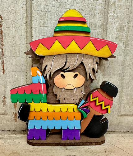 Cinco De Mayo Highland Cow - Unpainted