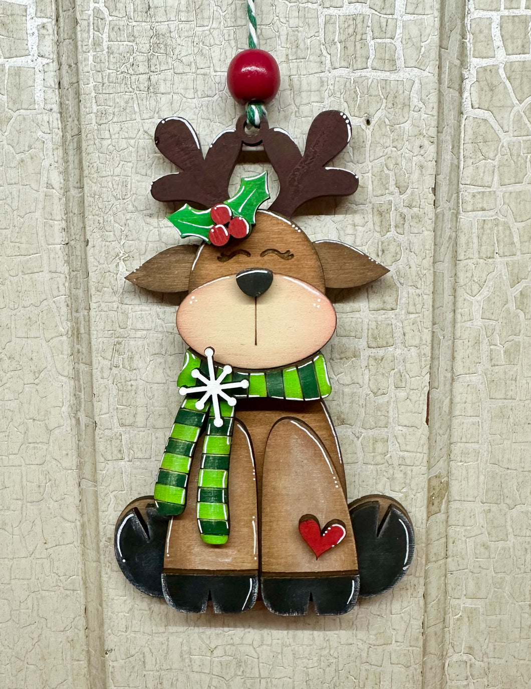 Sitting Reindeer Ornament - Unpainted